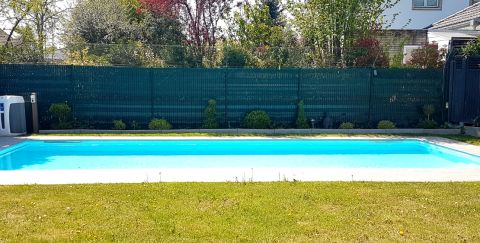 Jardin et fenêtre sécurisés