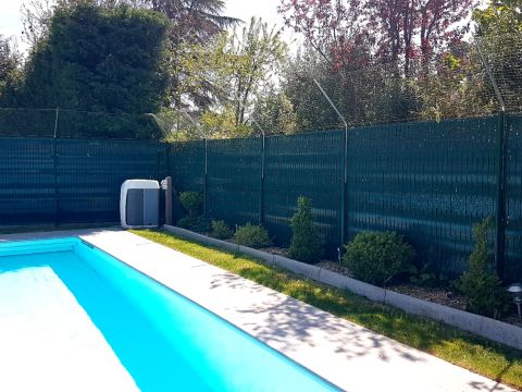 Jardin et fenêtre sécurisés