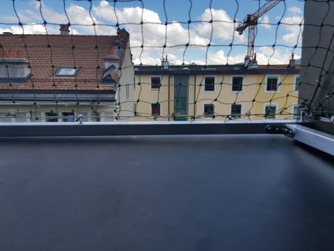 Balcon avec toile solaire