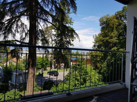 Balcon avec toile solaire