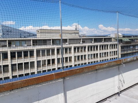 Balcon avec toile solaire
