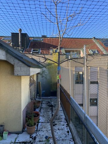 Balcon avec toile solaire