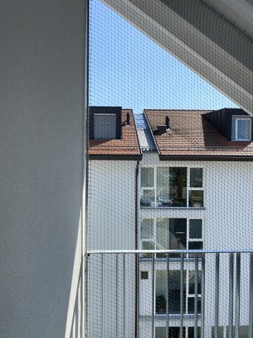 Balcon avec toile solaire