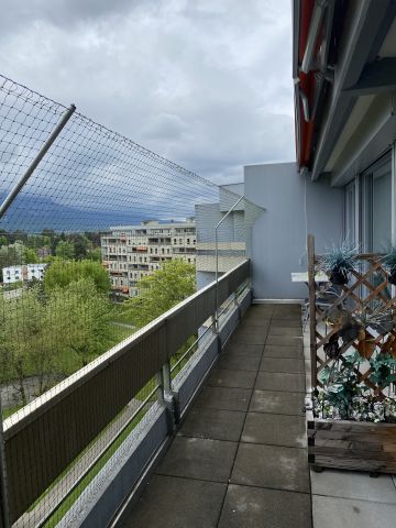Balcon avec couverture