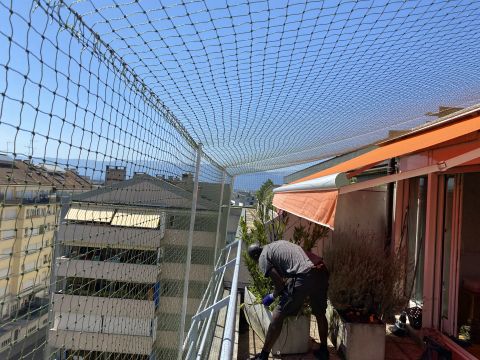 Balcon avec couverture