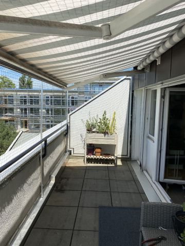 Balcon avec couverture