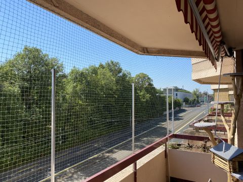 Balcon avec couverture
