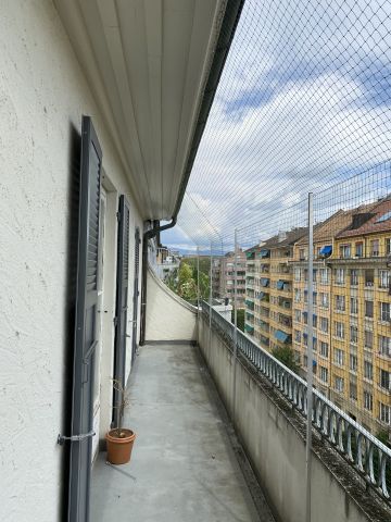 Balcon avec couverture