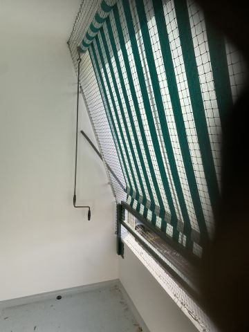 Balcon encastré avec toile solaire