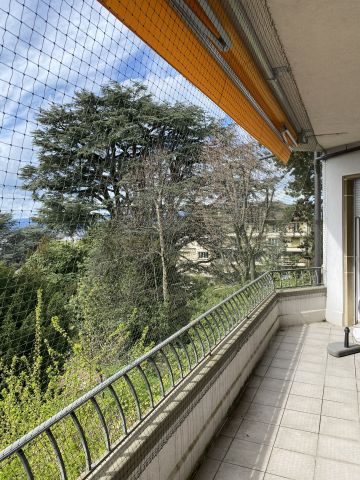 Balcon vue lac