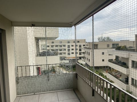 Balcon moderne sans percer