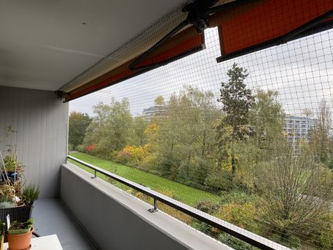 Balcon encastré avec toile solaire
