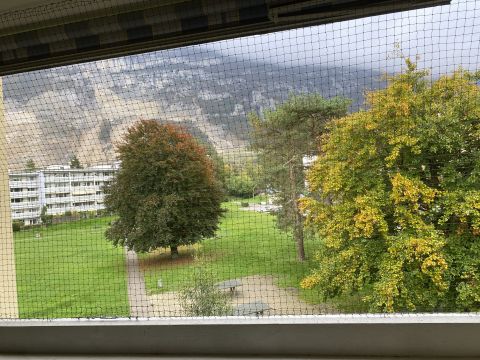 Balcon encastré avec toile solaire