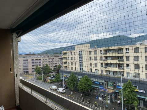 Balcon encastré avec toile solaire