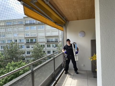 Balcon encastré avec toile solaire