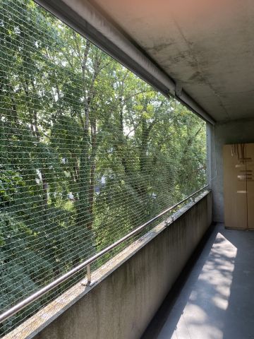 Balcon encastré avec toile solaire