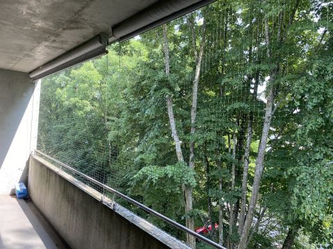 Balcon encastré avec toile solaire