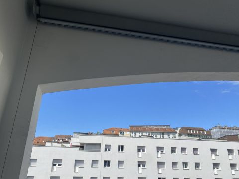 Balcon encastré avec toile solaire