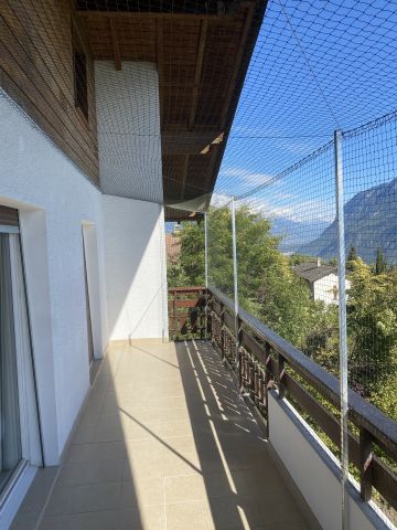 Balcon avec couverture