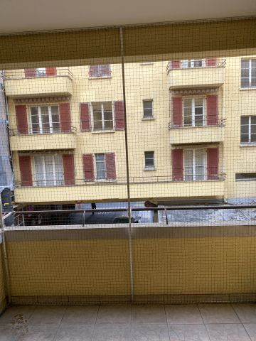 Balcon sans percer