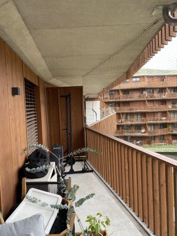 Balcon immeuble neuf