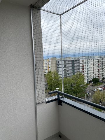 Balcon sans percer, immeuble rénové