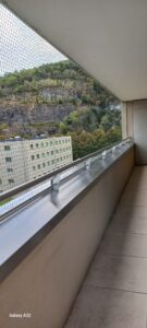 Filet-de-protection-pour-chat-balcon-moderne-01